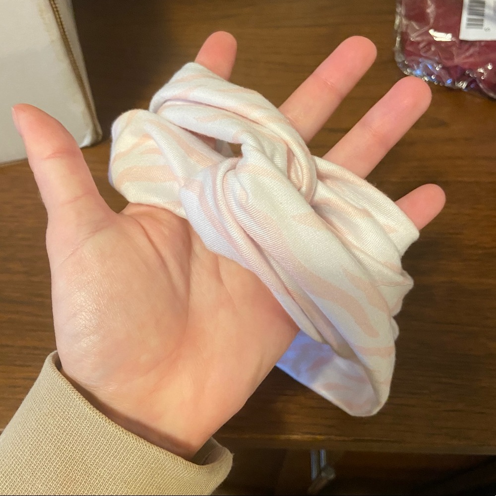 The Be Brand Active Fit headband